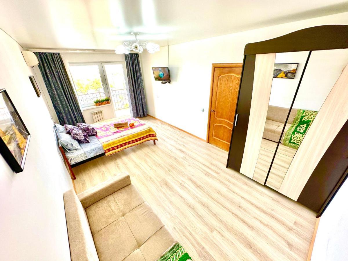 Medinahotelkz, # 70, Вид На Горы, До Арбата 15 Мин Пешком, Halal 알마티 외부 사진